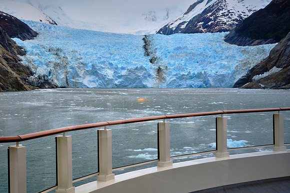 Glacier Garibaldi, Agostini National Park, Chilean Fjords