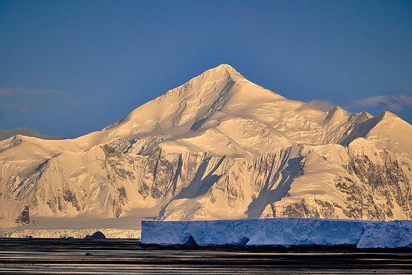Sunrise Antarctica, 7:10 AM