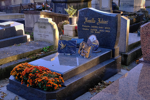 Père Lachaise Cemetery is the largest cemetery in Paris with 110 acres. The number of human remains exceeds 2–3 million.