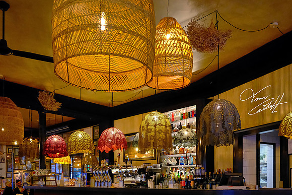 Back streets and bistros of Paris by night