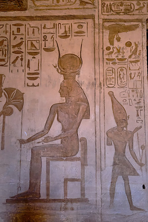 The Small Temple was built near the temple to Ramses II and dedicated to the goddess Hathor and Ramses II's chief consort, Nefertari.