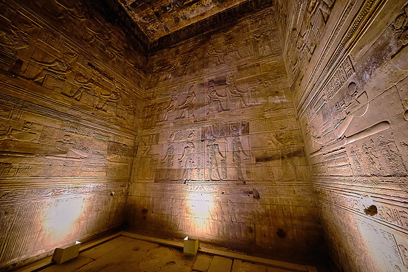 The Hathor temple tombs total twelve chambers. Some reliefs are dated as late as the reign of Ptolemy XII Auletes (117 – 51 BC)