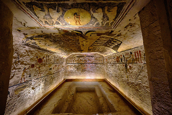 The ceiling of the burial chamber is vaulted and has been decorated with splendid scenes of the goddess Nut.
