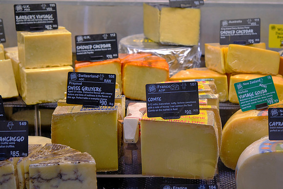 The market accommodates around 10 million visitors a year.