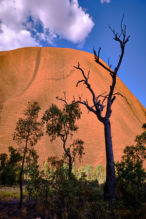 UNESCO recognizes it as a cultural site proving ancestral actions, integral to Anangu identity and ongoing traditions.