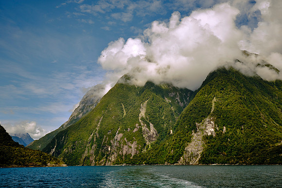 Multiple ice ages, peaking 15,000–75,000 years ago, saw glaciers up to 2 mi wide scour valleys below sea level.