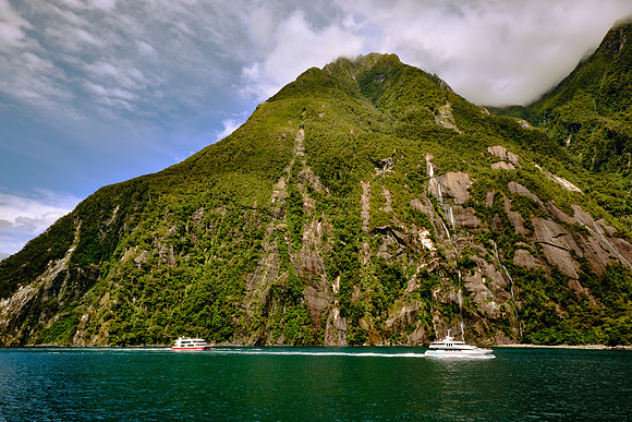 Milford Sound attracts around 700,000 to 800,000 visitors annually.