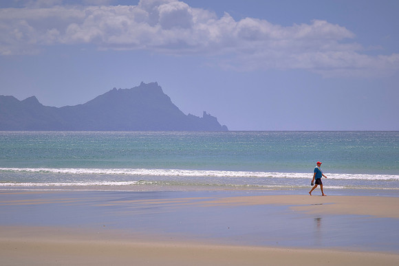 Uretiti Beach is a long, undeveloped stretch of white‑sand beach on Bream Bay.