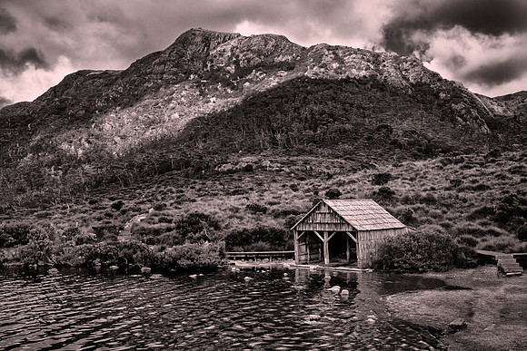 Boathouse on Lake St. Clair in Cradle Mountain National Park, Tasmania