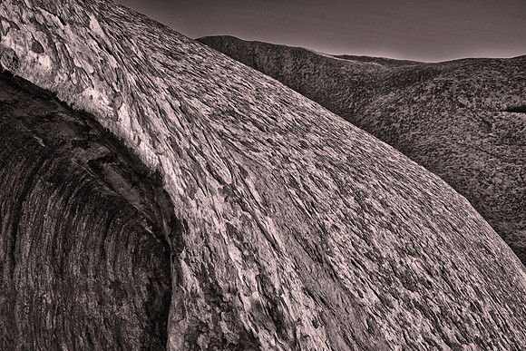 Sandstone monolith in Kata Tjuṯa National Park, Outback Australia
