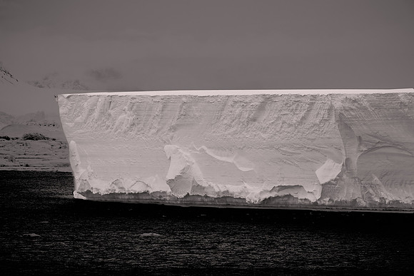 2025 October, tabular iceberg, Antarctica