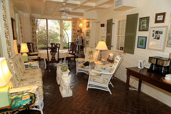 Pleasant Hill B&B, Natchez (built 1811)