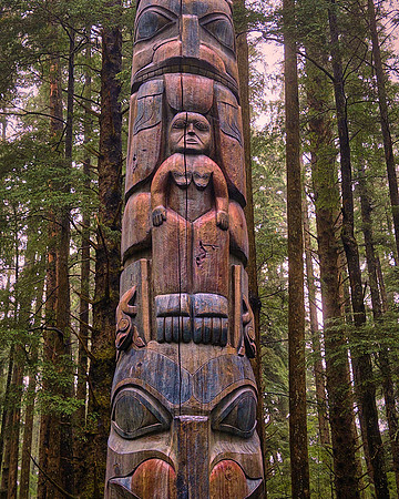 After the two expositions, the poles were permanently installed in Sitka in 1906.