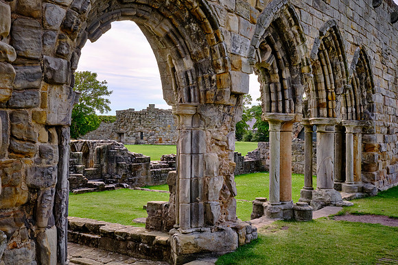 The west end was blown down in a storm and rebuilt between 1272 and 1279.