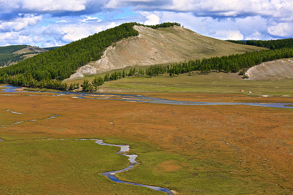 Road to Hovsgol National Park