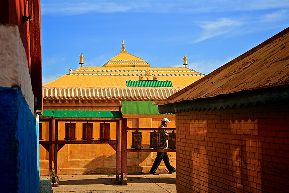 Gandantegchinlen Buddhist Monastery, Ulaanbaatar