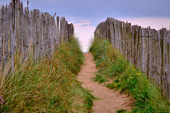 St. Andrews Links is on the coast of the North Sea.