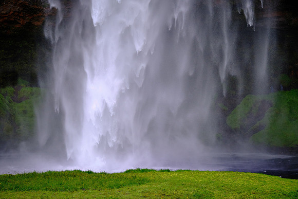 Seljalandsfoss waterfall has a drop of 200 feet.