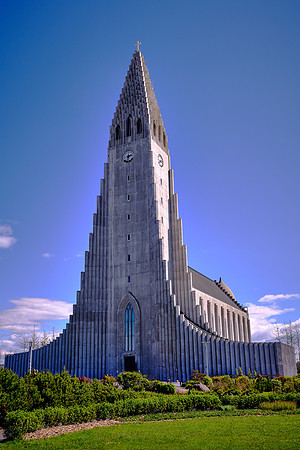 With its curved spire and side wings, it represents Iceland's national identity.