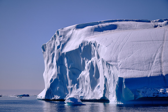 Currently, 28% of the Arctic basin sea ice is multi-year ice.