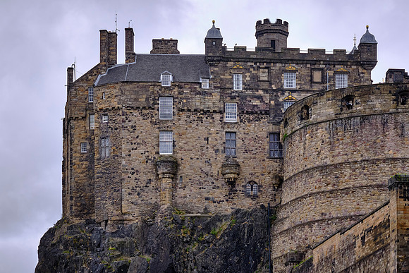 The Royal Palace was the residence of Stewart kings and queens in the 15-1600s.