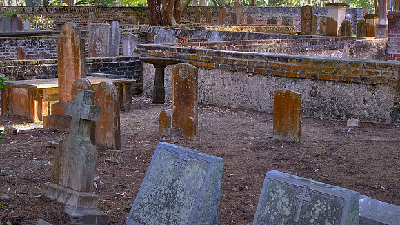The Parish Church of St Helena and Graveyard (est. 1712), Beaufort, SC