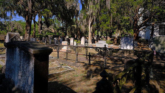 The Parish Church of St Helena and Graveyard (est. 1712), Beaufort, SC