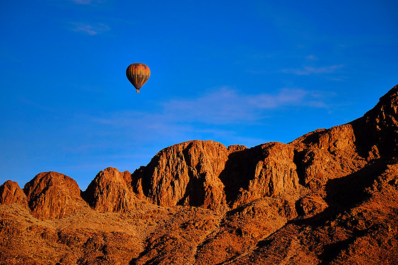 Sunrise over the  Sossusvlei, Namib Desert, Namibia