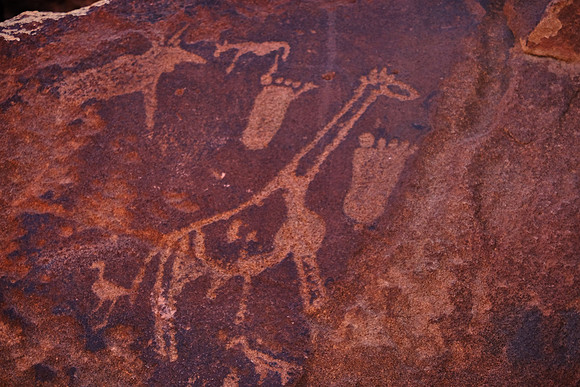 Ancient rock engravings (2000 to 6000 years old), Twyfelfontain, Damaraland, northwest Namibia