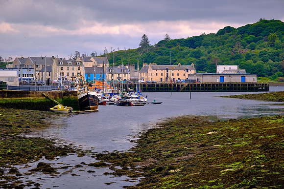 The largest settlement in the Outer Hebrides is Stornoway on Lewis with a population of 8,100.