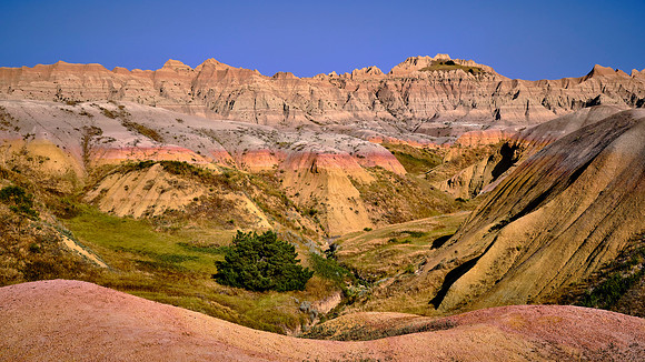 Late afternoon near Yellow Mounds Overlook, Badlands National Park, SD