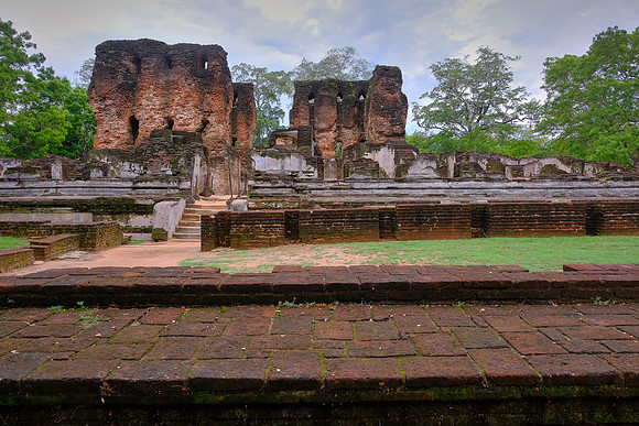 The second most ancient of Sri Lanka's kingdoms, Polonnaruwa was first declared the capital city by King Vijayabahu I in 1070 CE to reunite the country, Sri Lanka