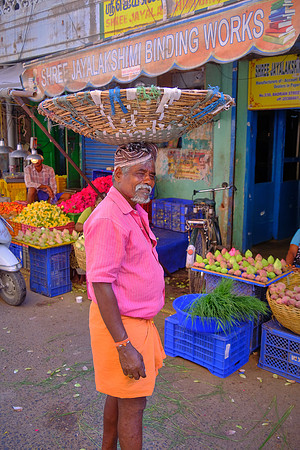 Street commerce in Kancheepuram.