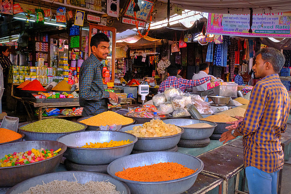 Market life in Jodhpur, Rajasthan, India.