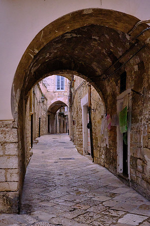 Trani became the town it is today between the 11th and 13th centuries.
