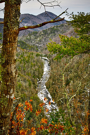 Linville River from Bynum Bluf Trail, NC