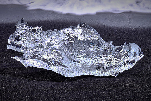 Diamond Beach, Glacial Lagoon, Jokulsarlon, Vatnajokull National Park, southeast Iceland