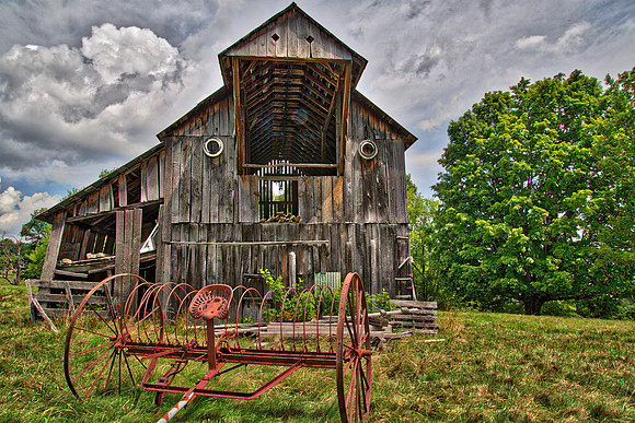Old barn (built 1901) on the road to Elkins, WV