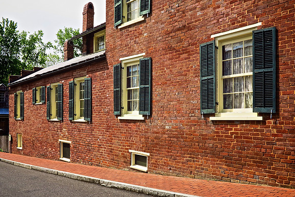 Blair–Moore House Bed and Breakfast