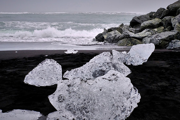 Diamond Beach, Glacial Lagoon, Jokulsarlon, Vatnajokull National Park, southeast Iceland