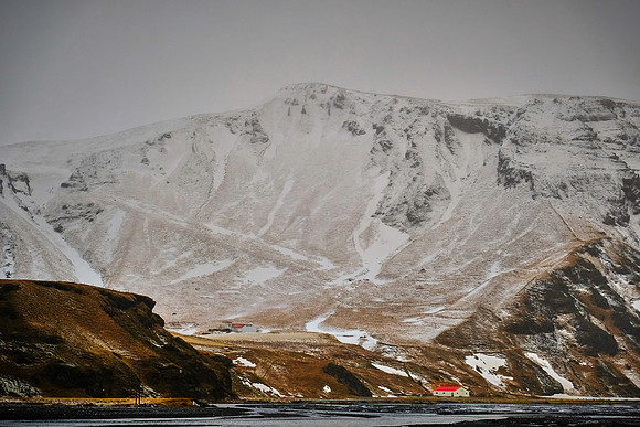 South shore ocean cliffs, Vik, Iceland