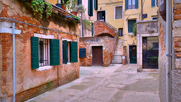 Back streets of Venice
