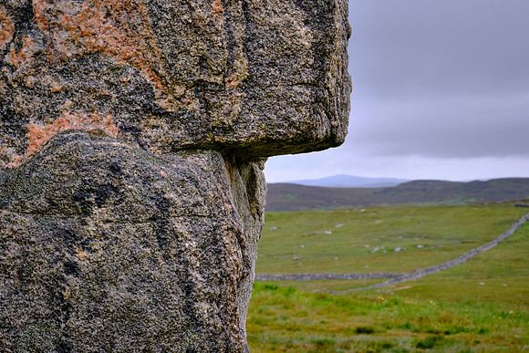 Around 1500–1000 BC the complex fell out of use and was despoiled by later Bronze Age farmers.