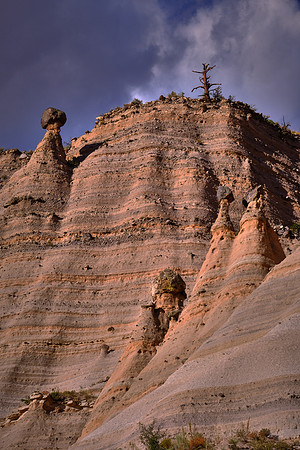 The volcanic eruptions occurred 6 to 7 million years ago and left deposits over 1,000 feet thick.