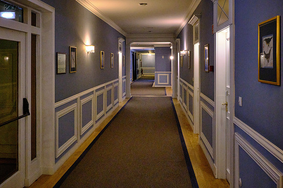 The Grande Hotel Do Porto is in the heart of the historic city center.