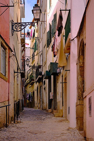After Rome, Lisbon was ruled by Germanic tribes from the 5th century, most notably the Visigoths.