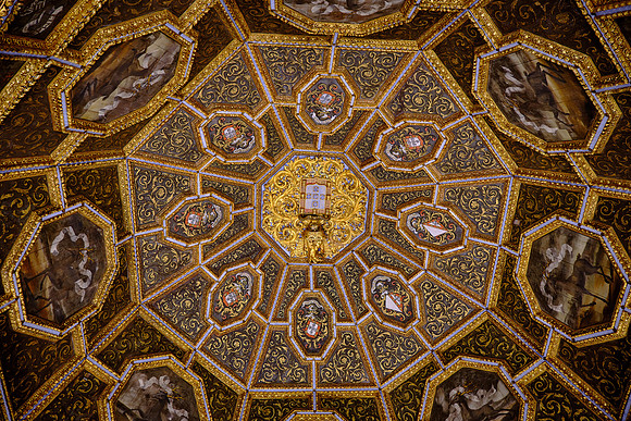 The palace has been inhabited, more or less continuously, from the early 15th century to the late 19th century.