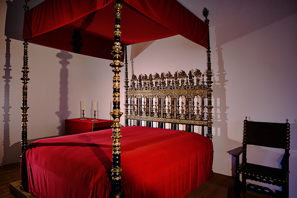 The palace was the residence of the Islamic Moorish Taifa of Lisbon and ruler of the region.