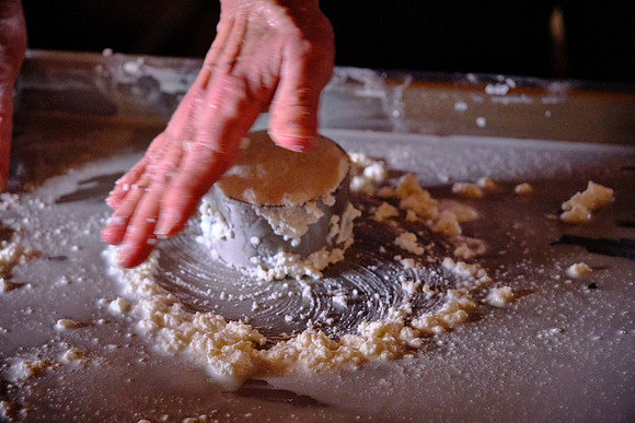 Azeitão is a soft washed rind cheese that is made by select farmhouse dairies.
