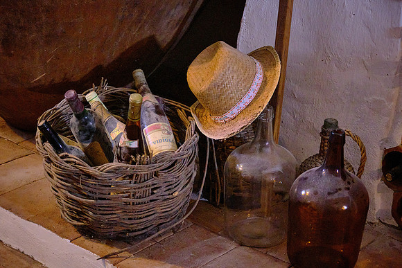 Adega da Talha is a small winery run by a man, his wife, and their 3 year old daughter..